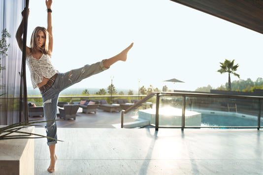Unlock the Zen Secrets of Jennifer Aniston's Quincy Jones-Designed Home