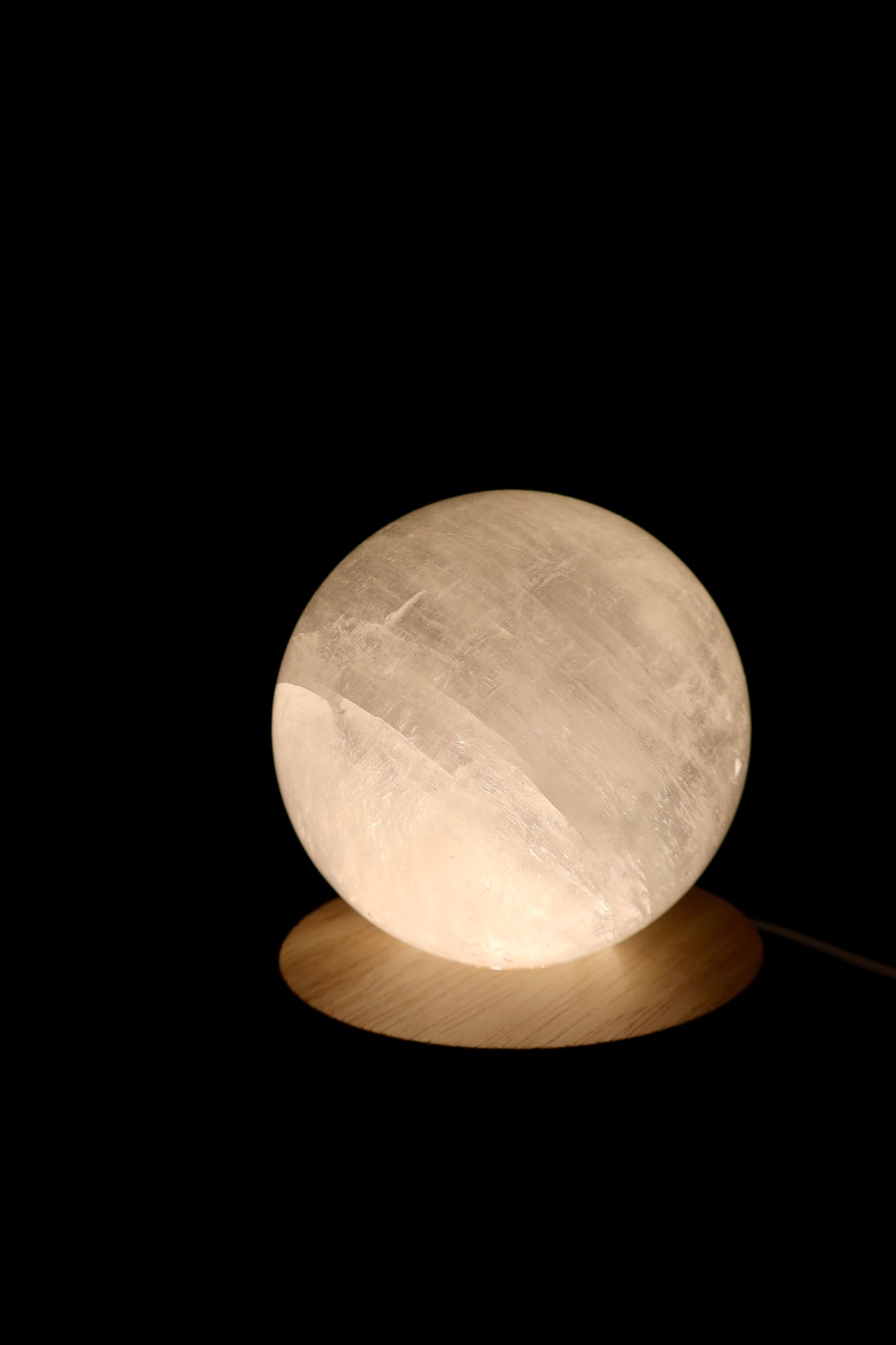 Bamboo Crystal Holder with (Warm) Light, USB Display for Stones