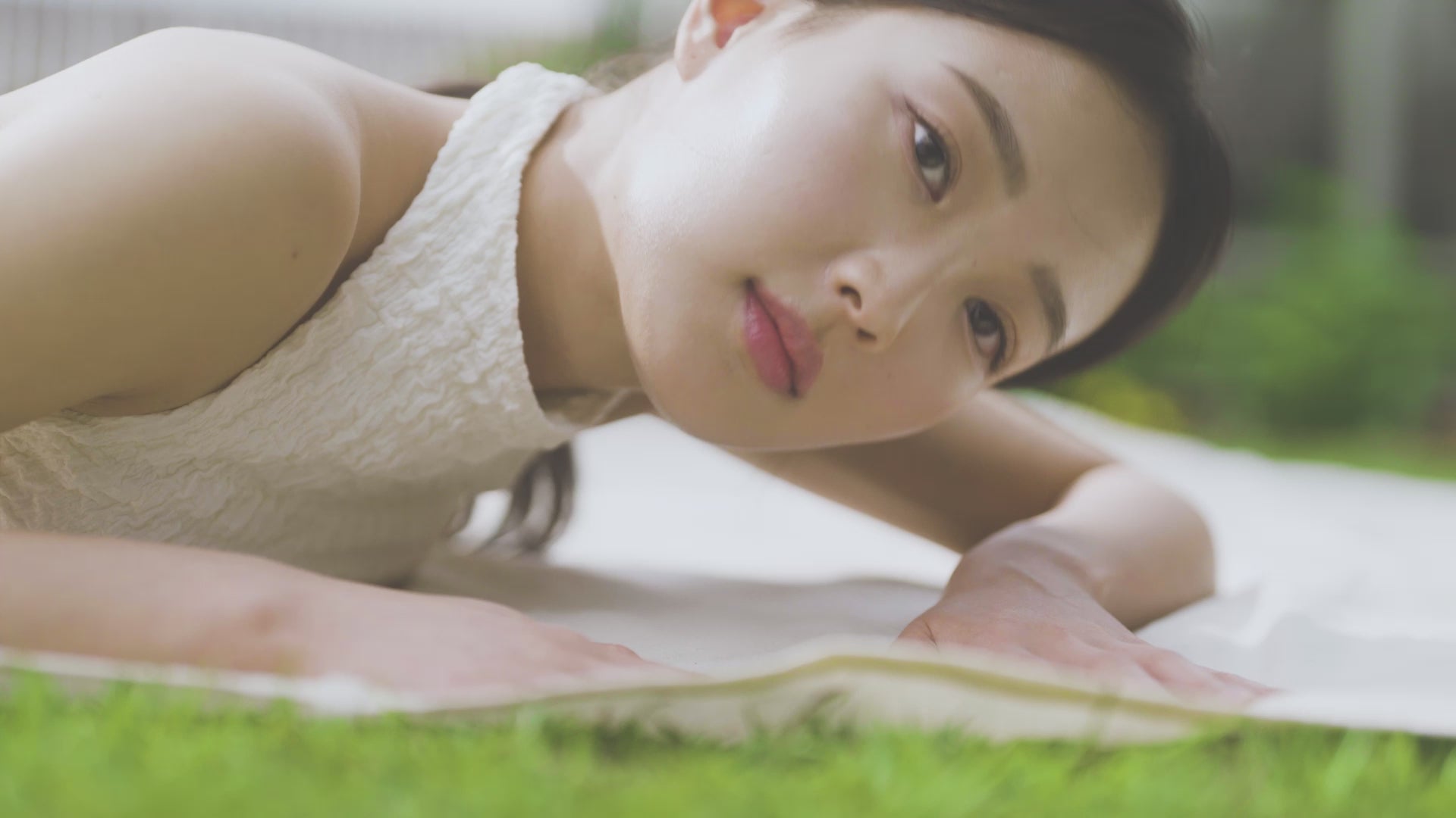 Load video: HARAMOON Korean Skincare featuring Antiphotoaging Serum